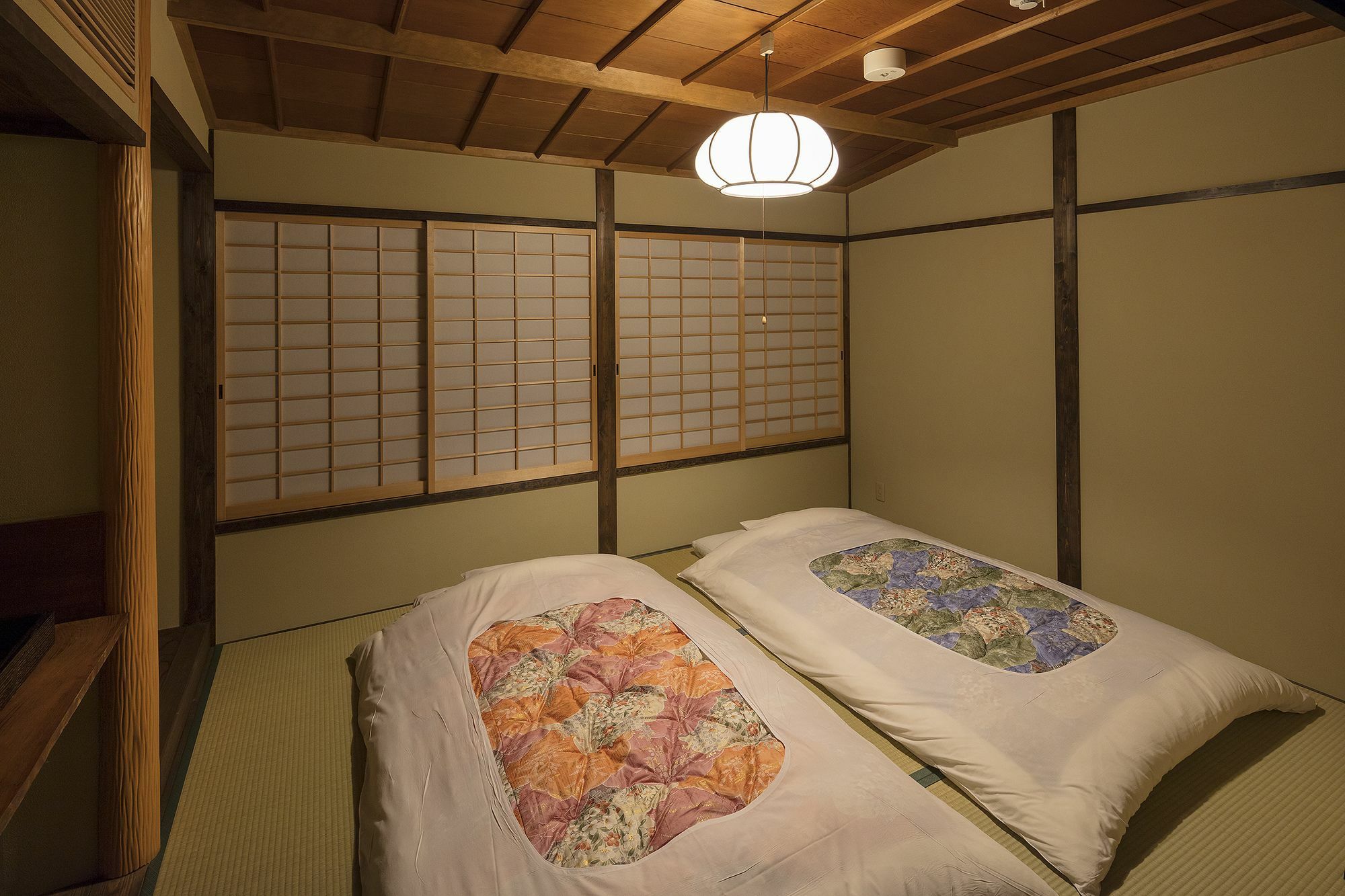 Вилла Garaku An Machiya House Киото Экстерьер фото